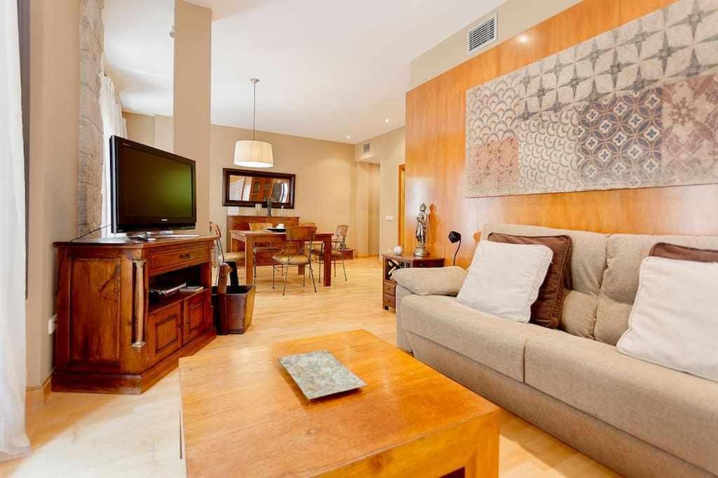 Sleep & Stay Apartamento De Lujo خيرونا المظهر الخارجي الصورة