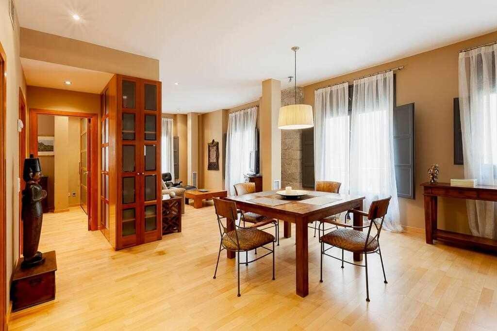 Sleep & Stay Apartamento De Lujo خيرونا المظهر الخارجي الصورة