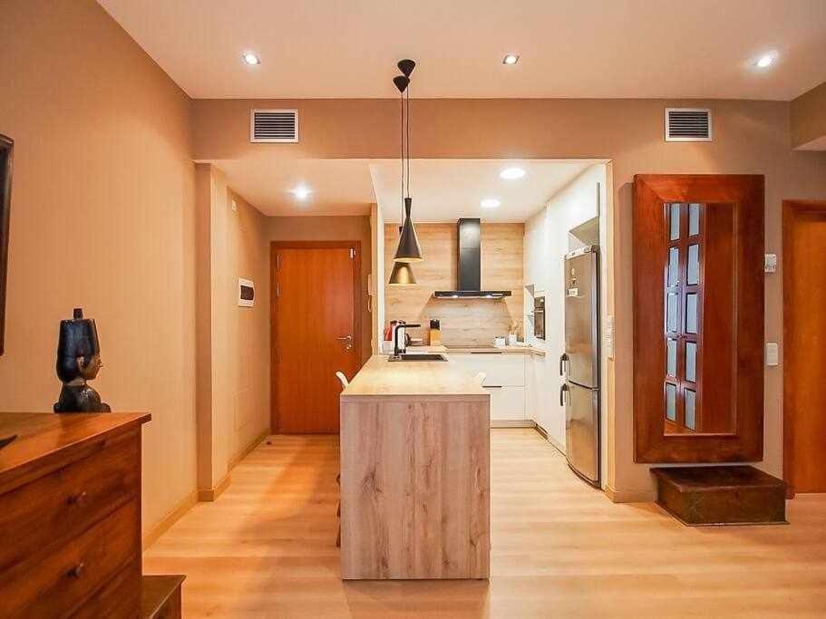 Sleep & Stay Apartamento De Lujo خيرونا المظهر الخارجي الصورة